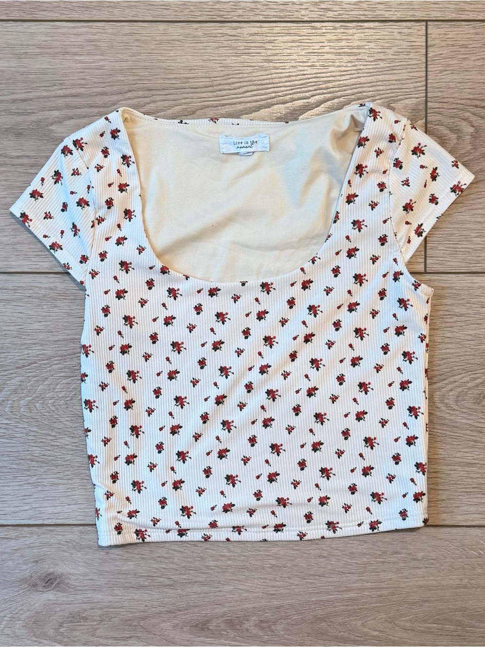 Floral Scoop Neck Crop Top - Cream with Red Floral